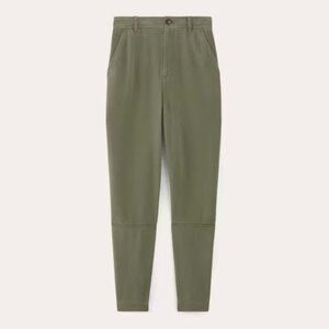 Everlane The Chino Pants in Buttersoft Fabric Kalamata Olive Green Size 6